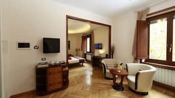 Habitación doble superior | Ropa de cama de alta calidad y minibar