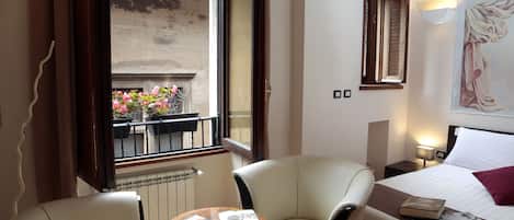 Family Room, Connecting Rooms | Premium bedding, minibar, in-room safe, individually decorated