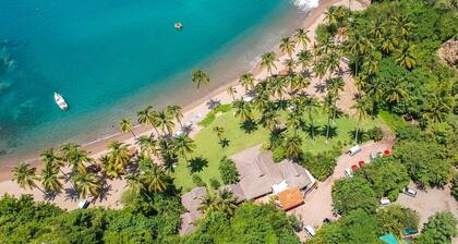 Playa Rosa Bungalows
