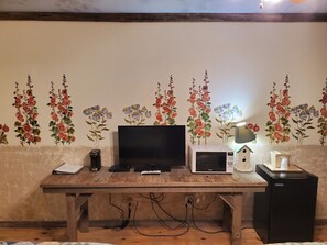 Standard Room, 2 Queen Beds | Desk, laptop workspace, free WiFi