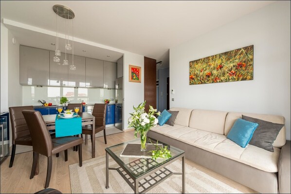 Apartment, 1 Bedroom (at 291A Aleja Krakowska Street) | Soundproofing, iron/ironing board, rollaway beds, free WiFi - P&O Apartments Okęcie (Warsaw)