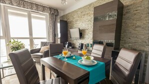 Appartement, 1 slaapkamer (at 291A Aleja Krakowska Street) | Dineren in de kamer