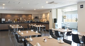 Tägliches inbegriffenes Frühstücksbuffet