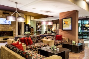 Lobby sitting area - Perun Lodge Hotel (Bansko)