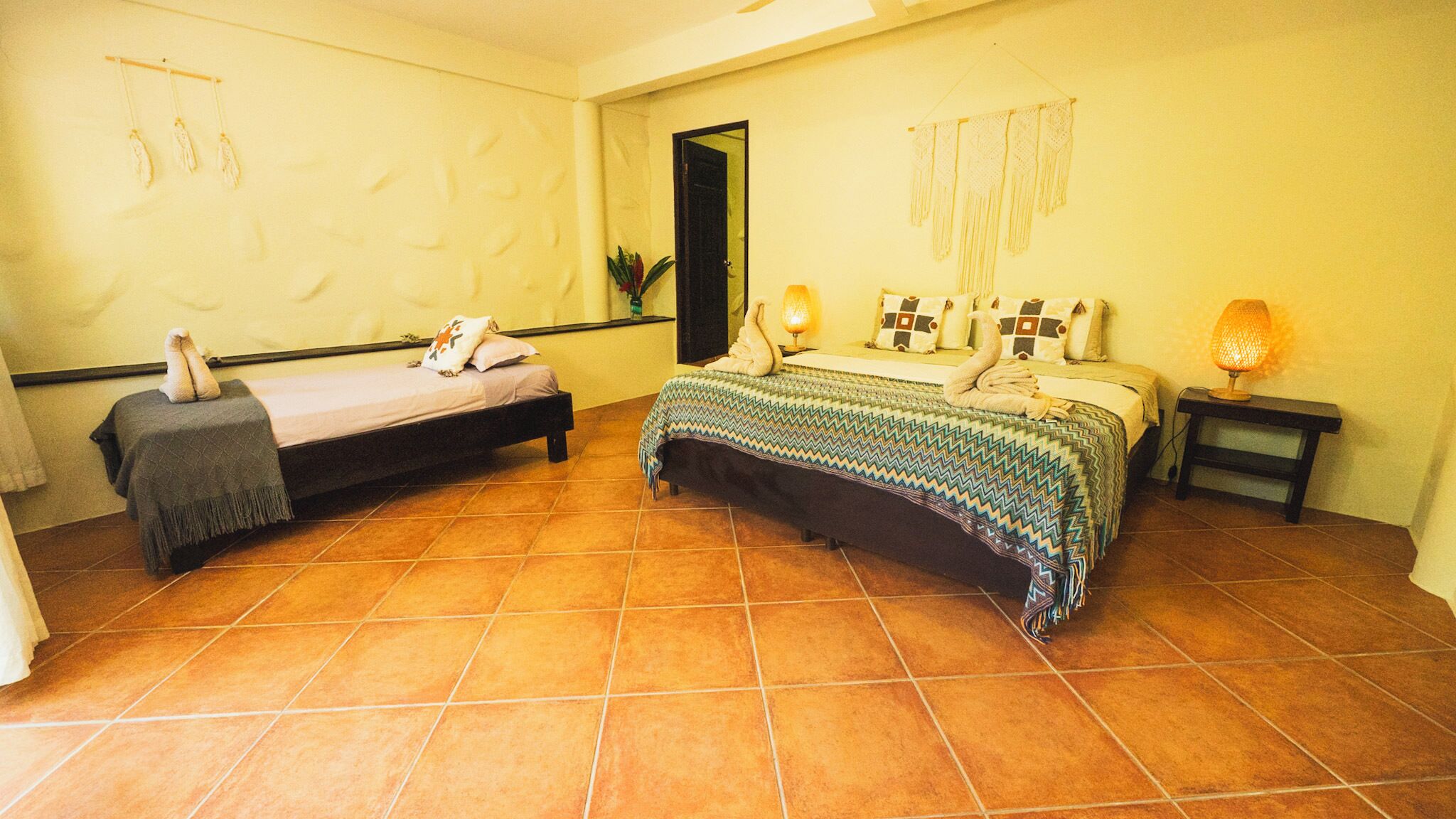 Wi-Fi gratuit, draps fournis