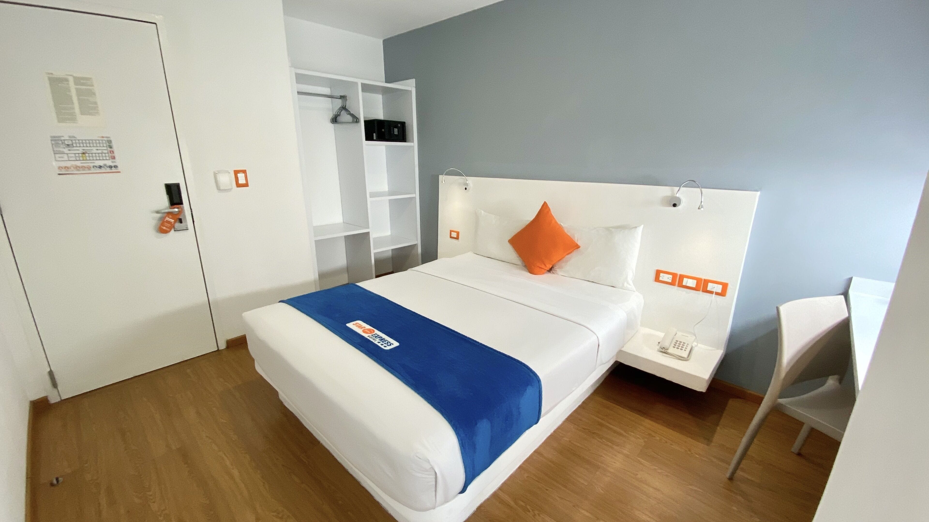 Standard Room | In-room safe, desk, laptop workspace, free WiFi