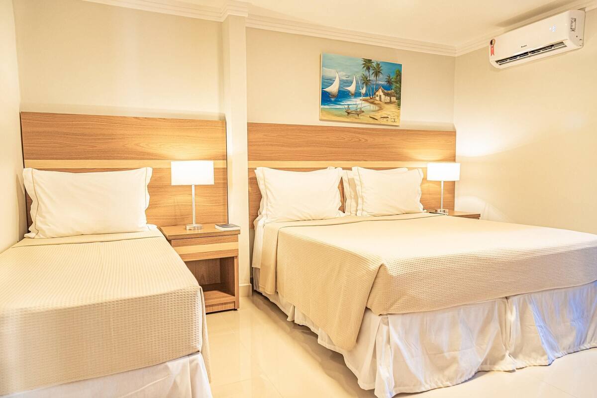 Minibar, in-room safe, laptop workspace, blackout curtains