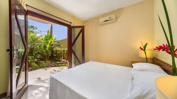 Apartamento família, 3 quartos, vista para o jardim | Vista do quarto