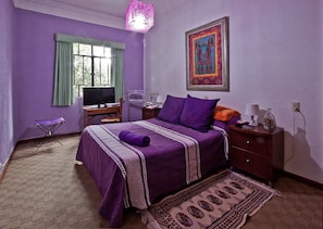 Classic Double Room | Iron/ironing board, free WiFi, bed sheets