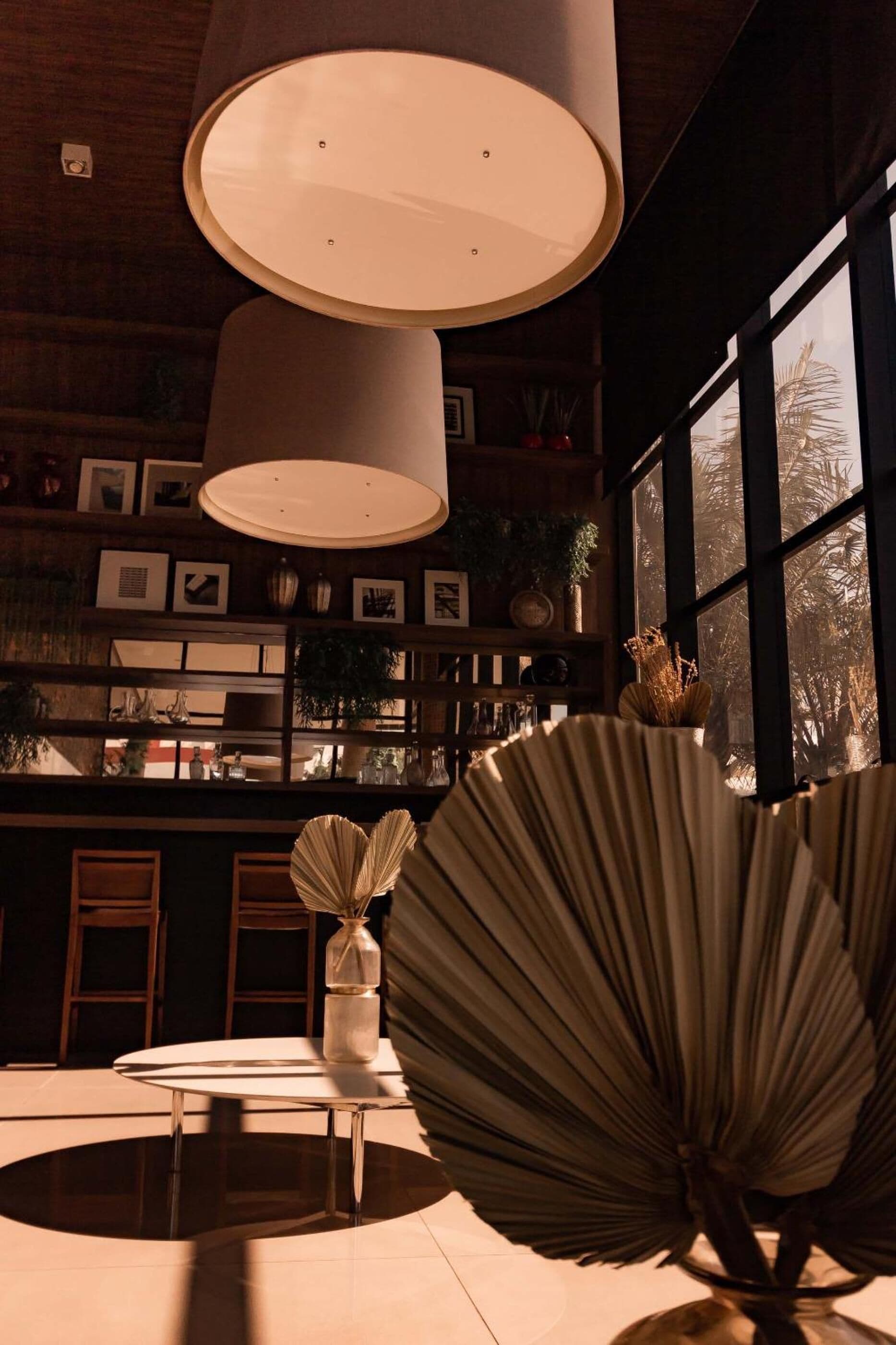 breakfast, lunch, dinner served; regional cuisine