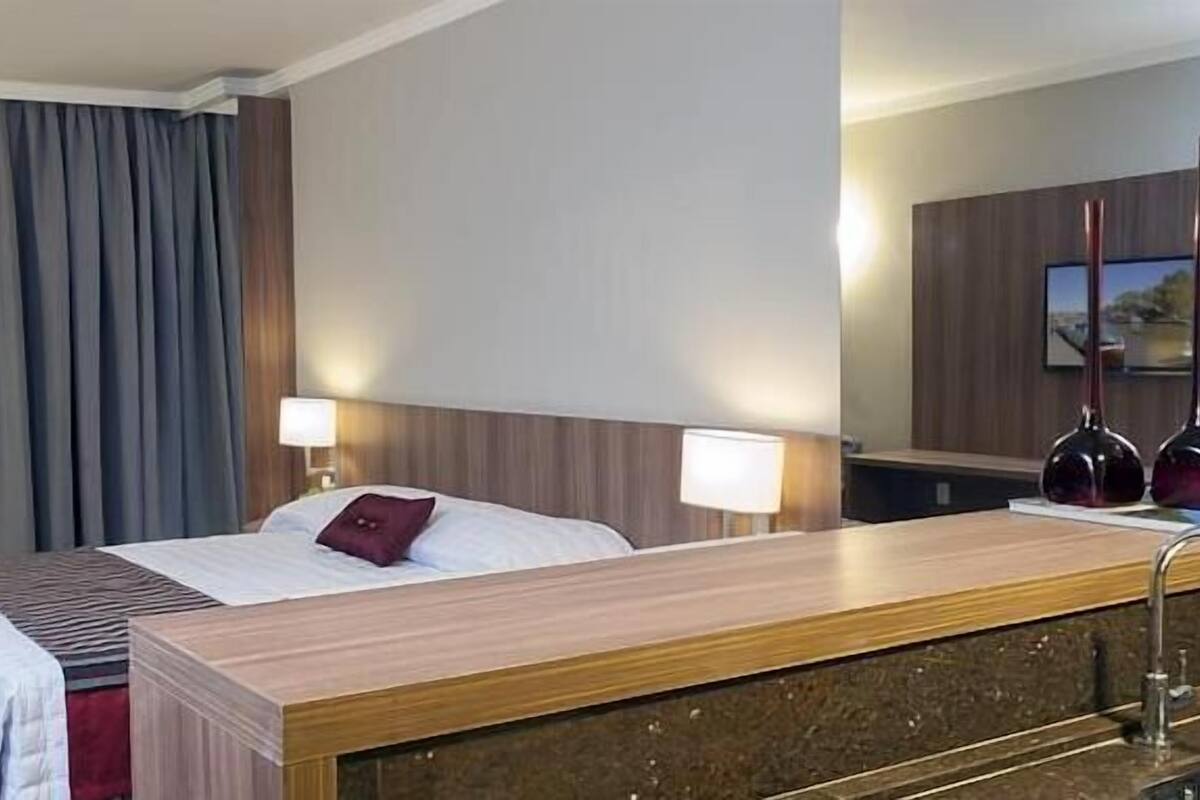 Minibar, in-room safe, desk, blackout drapes
