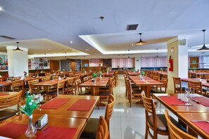 Restaurant - Ibiza Plaza Hotel (Anapolis)