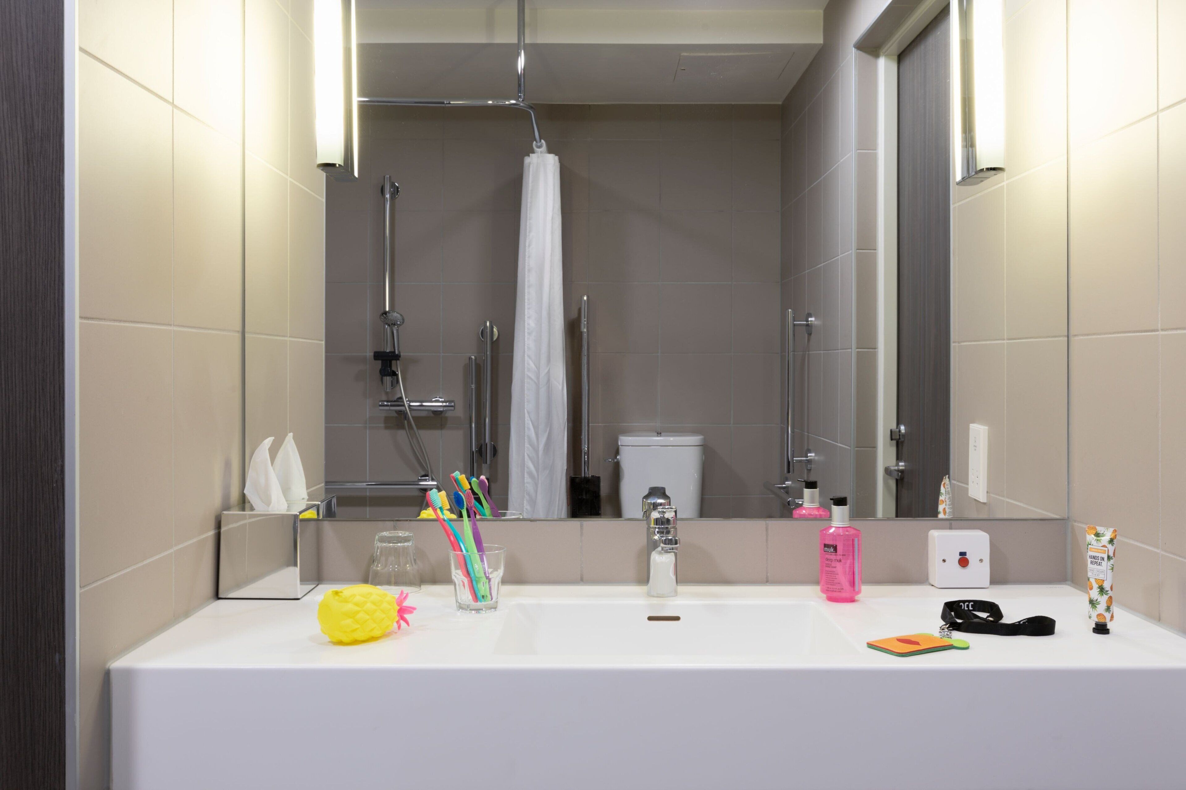 family room, 1 queen bed with sofa bed, non smoking | bathroom | shower, hair dryer, towels