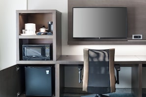 Egyptian cotton sheets, premium bedding, pillowtop beds