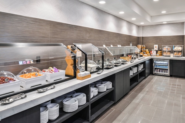 Gratis kontinental frukost varje dag