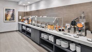 Free daily continental breakfast