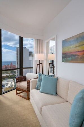 Suite, Ocean View