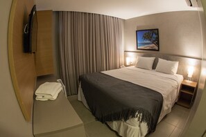 Chambre Standard double | Minibar, bureau, rideaux dâobscurcissement, systĂšme dâinsonorisation