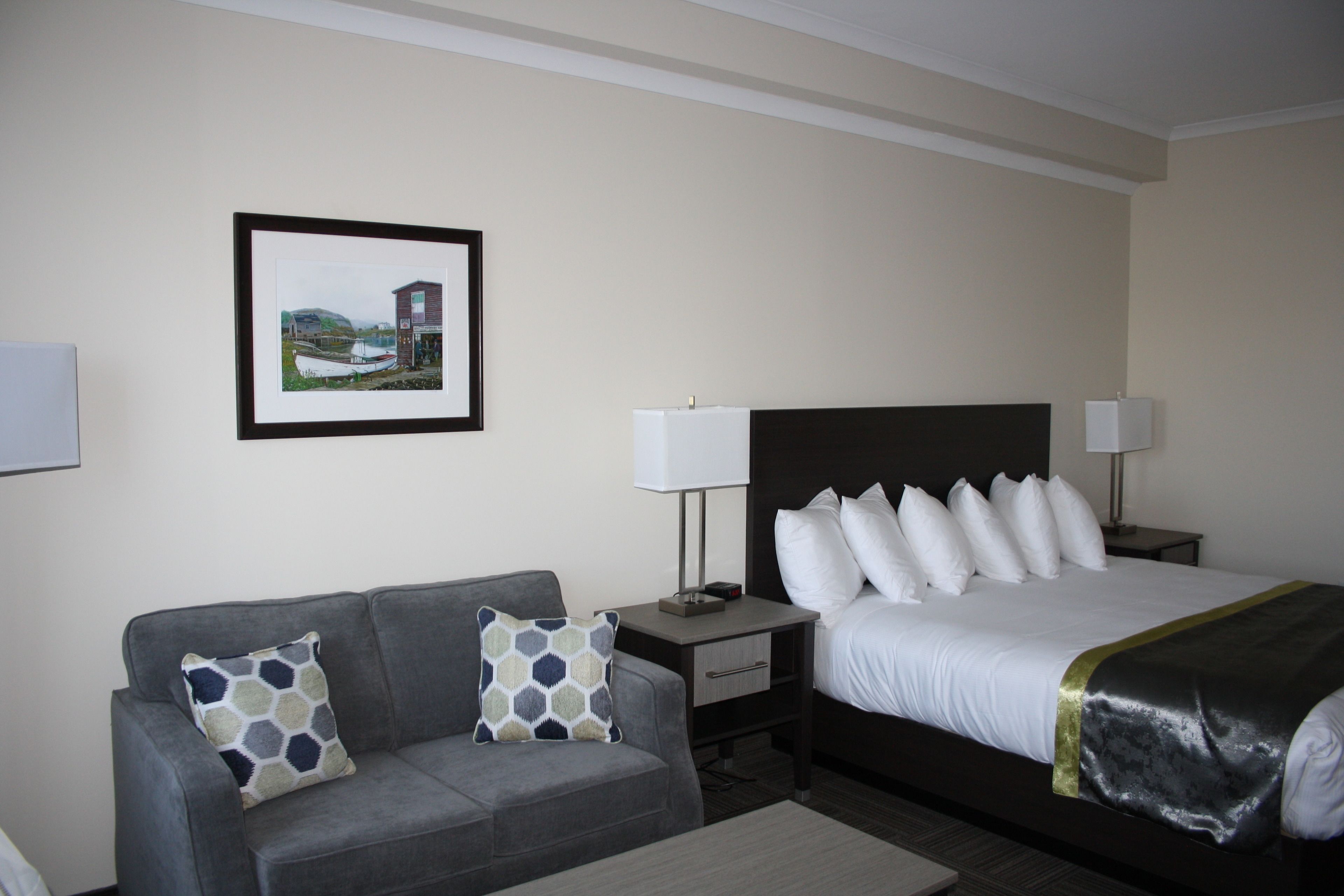 Photo - Crossroads Inn & Suites