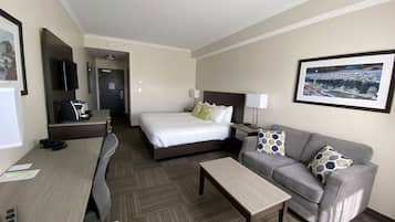 Room, 1 King Bed (Not Pet Friendly)