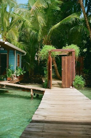 Front of property - Casa Acuario (Bocas del Toro)