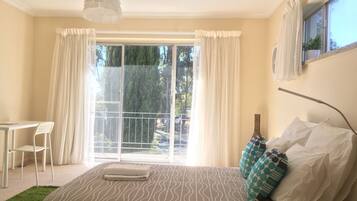 Desk, iron/ironing board, free WiFi