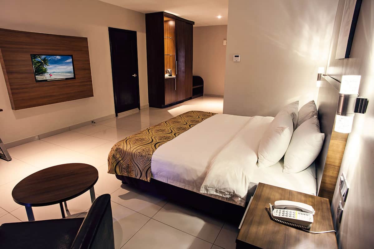 premium bedding, in-room safe, desk, blackout curtains