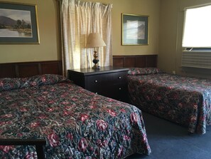 Standardværelse (2 Full Beds) | Gratis Wi-Fi