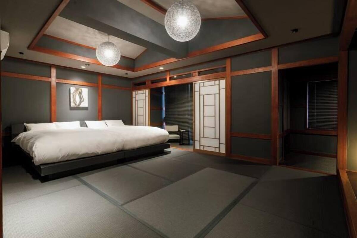 1 habitación y ropa de cama de alta calidad