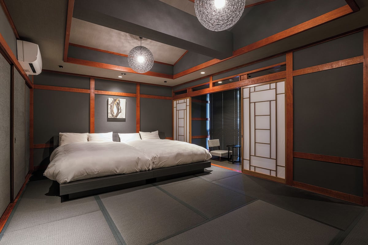 1 bedroom, premium bedding, in-room safe, free WiFi