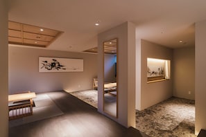 1 bedroom, premium bedding, in-room safe, free WiFi