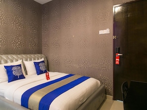 Standard Double or Twin Room, 1 Bedroom, Private Bathroom
