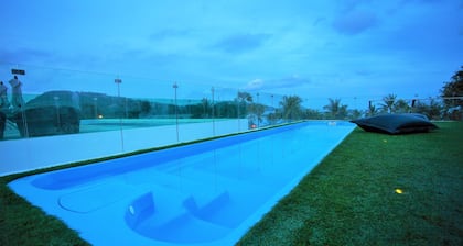 BearPacker Patong Hostel