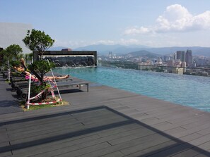 2 piscinas al aire libre, tumbonas