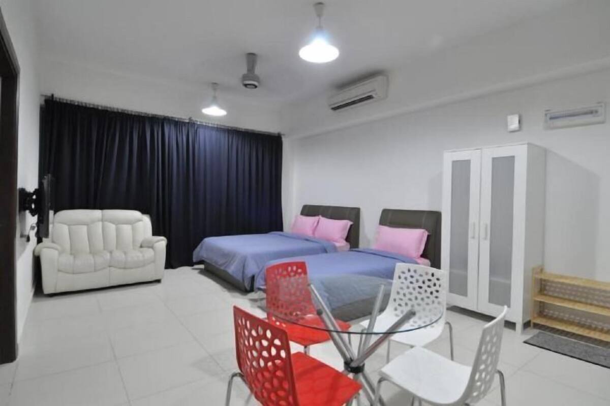 1 bedroom, desk, iron/ironing board, free WiFi