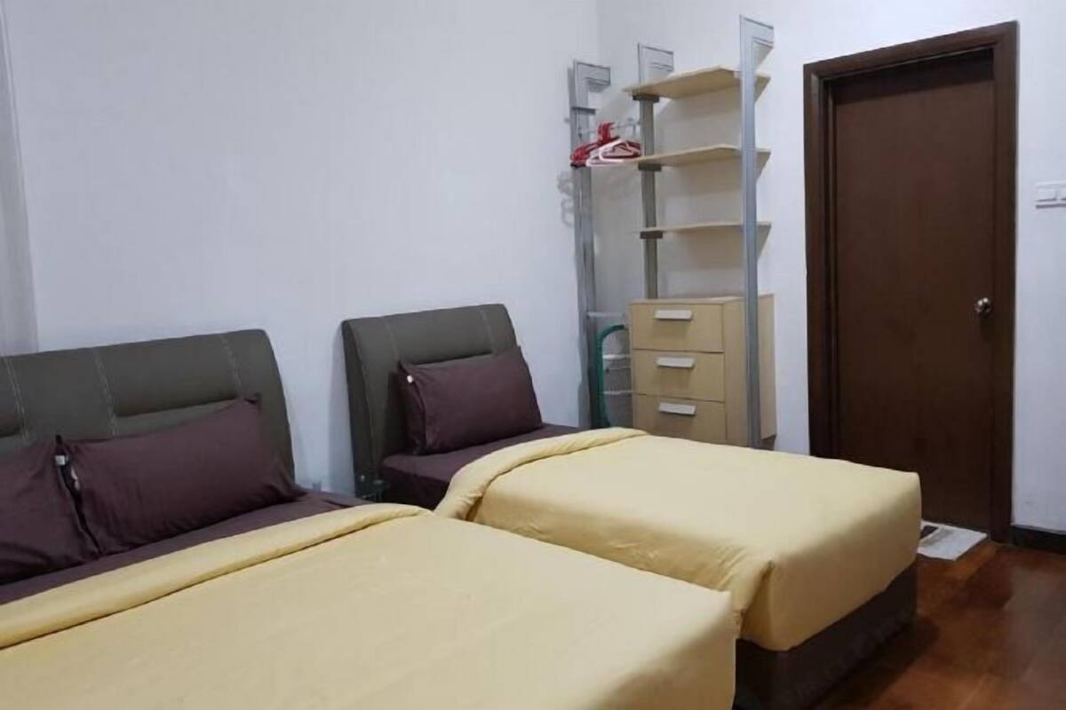 1 bedroom, desk, iron/ironing board, free WiFi