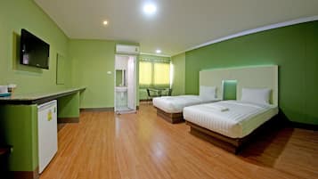 Standard Twin Room | Desk, rollaway beds, free WiFi