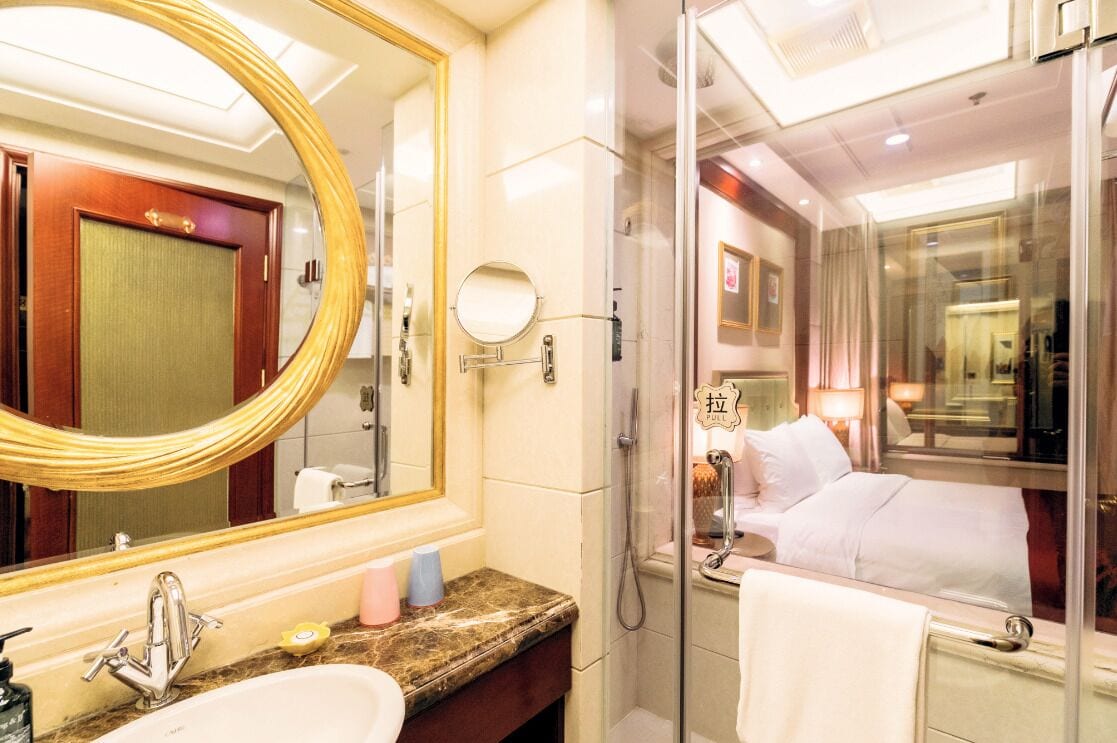 standard room, no windows | bathroom | shower, free toiletries, hair dryer, dressing gowns