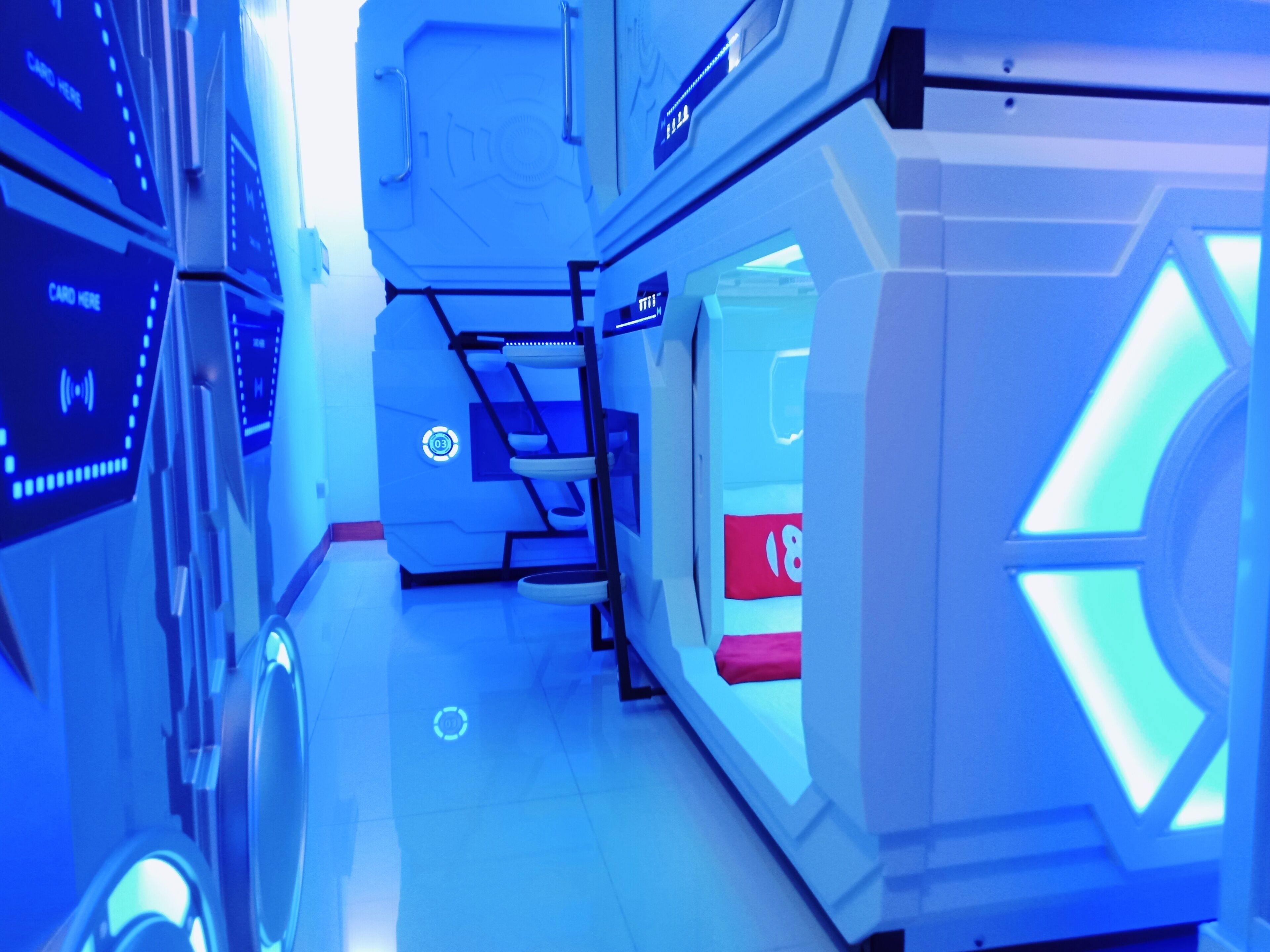 内部エントランス