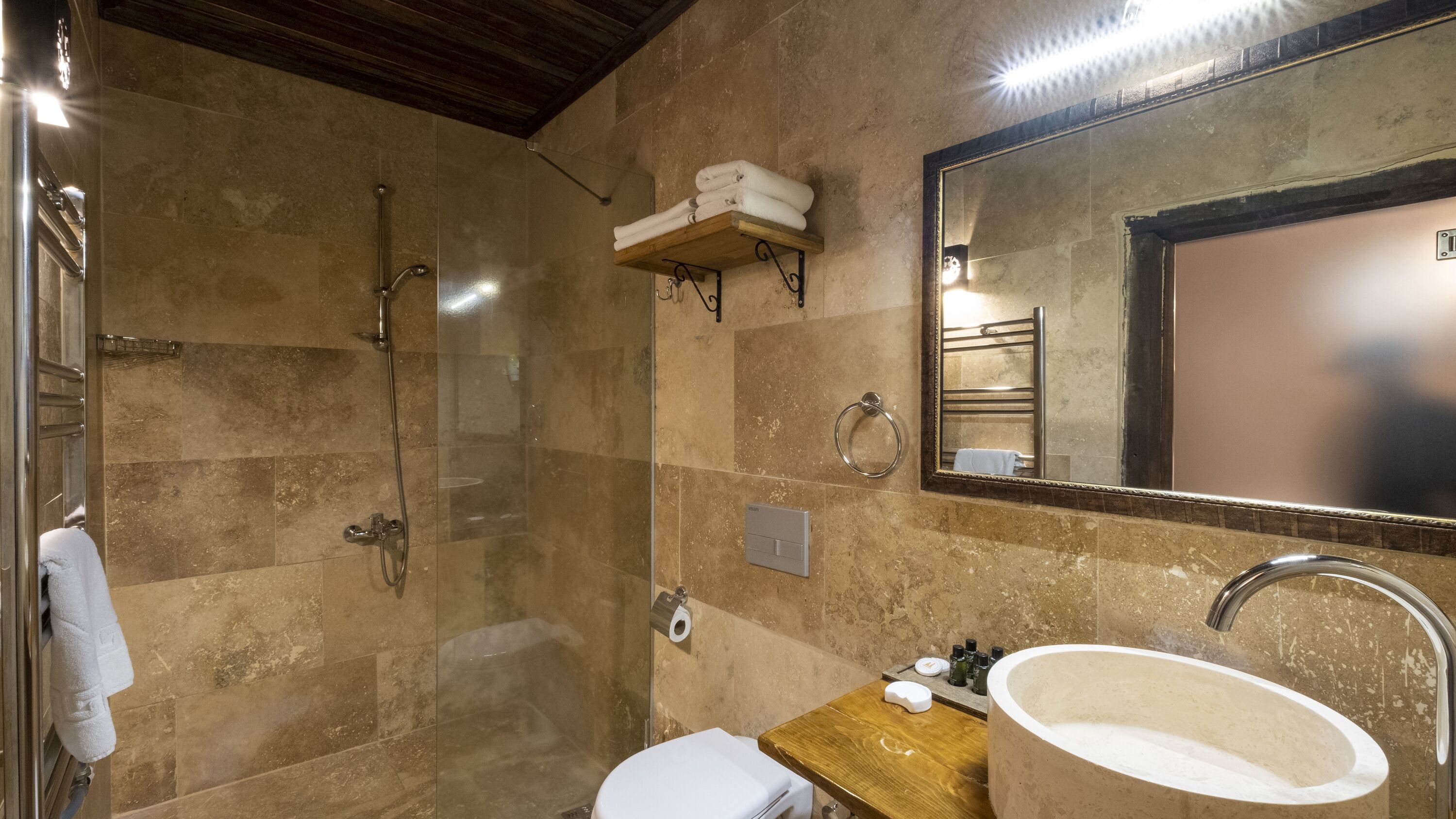 Foto - In Stone House