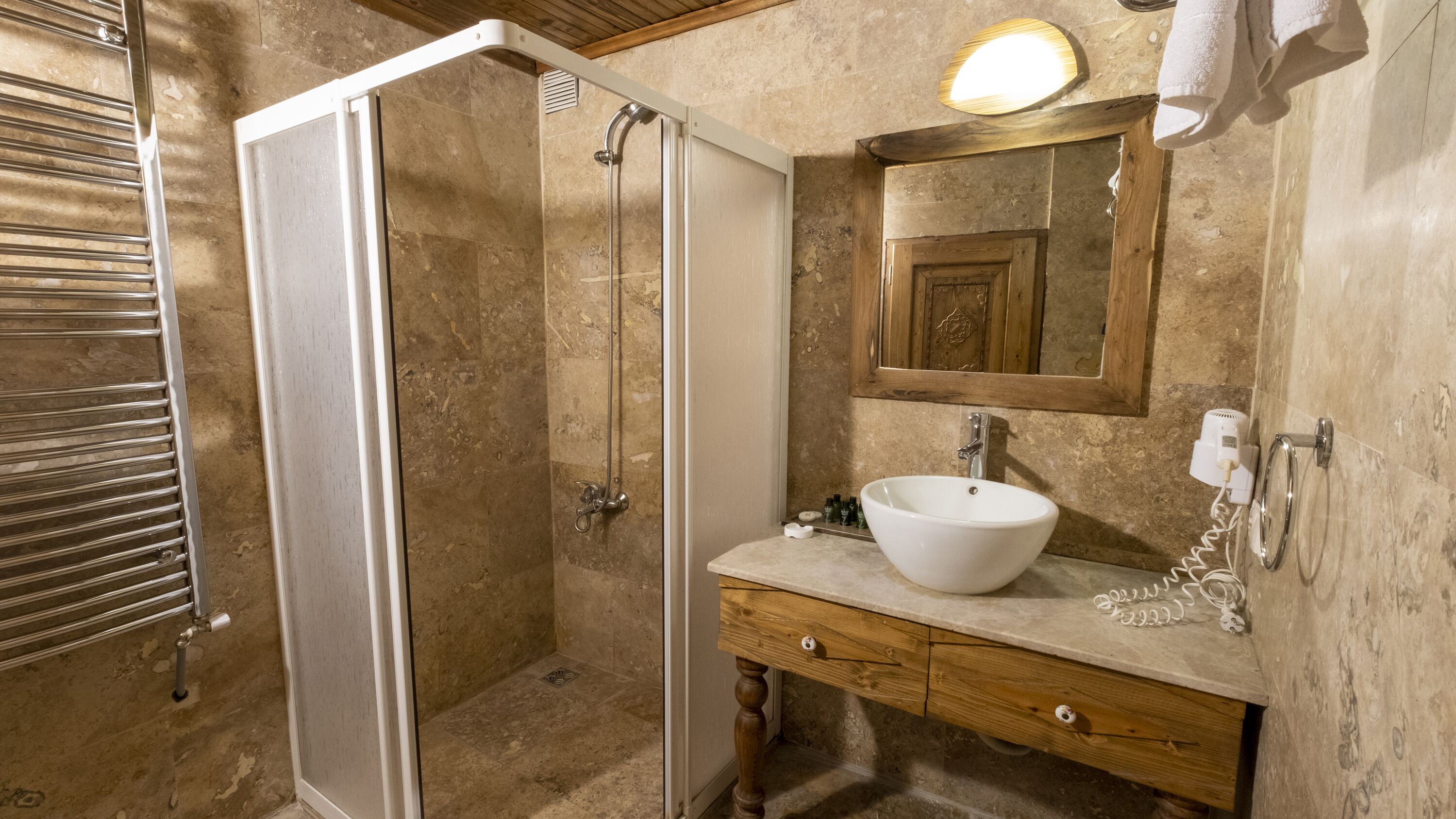 premier room | bathroom | free toiletries, hair dryer, slippers, towels