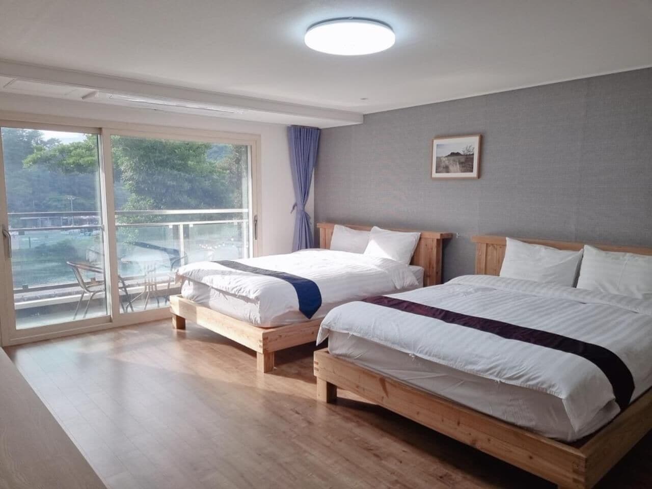 deluxe twin room, partial ocean view (a) | memory-foam beds, blackout curtains, soundproofing, free wifi