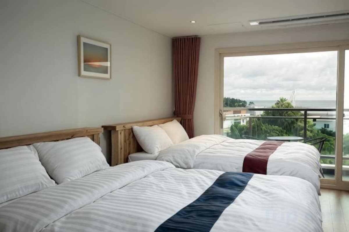 Memory-foam beds, blackout curtains, soundproofing, free WiFi