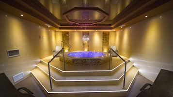 2 treatment rooms, massages