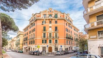 Facciata della struttura