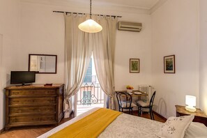 Desk, free WiFi - A Casa di Giorgia (Rome)