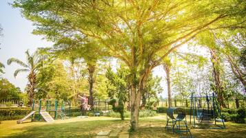 Children's play area - outdoor