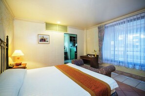 In-room safe, desk, rollaway beds, free WiFi - Horseshoe Point Pattaya (Pattaya)