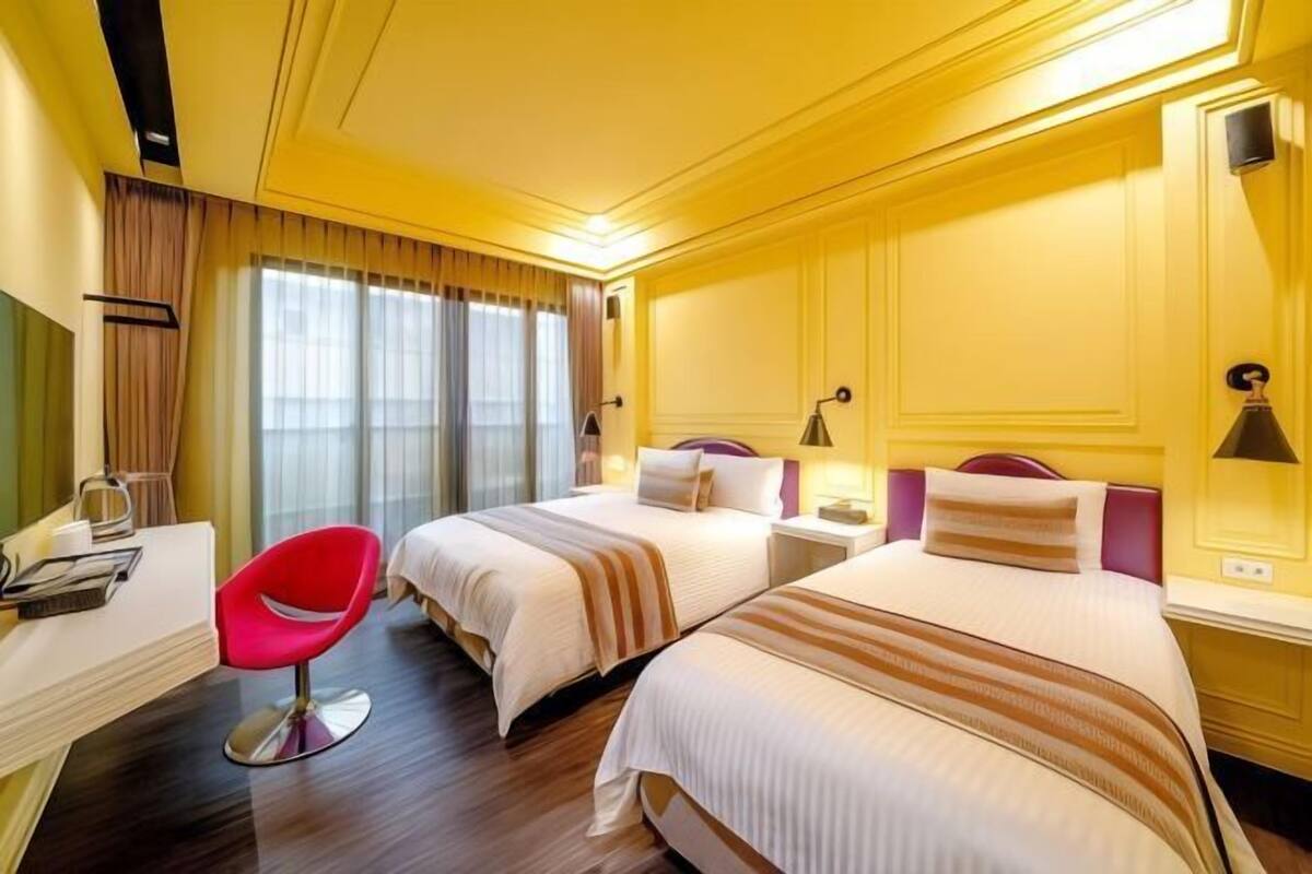 Sängtillbehör av högsta kvalitet, duntäcken och mörkläggningsgardiner