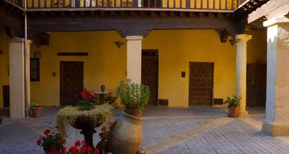 Casa Palacio Conde de Garcinarro